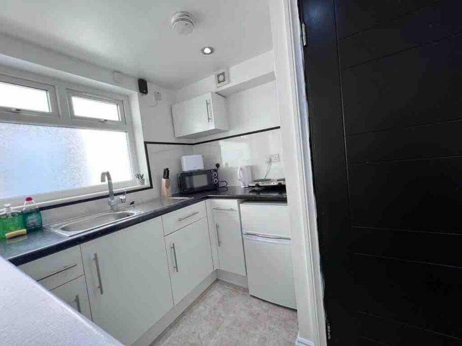 Studio Apartment In London Eksteriør billede